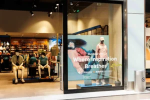 ΤΙΤΛΟΣ ΕΡΓΟΥ: Pink Perspective. Καλλιτέχνης: Αλιόνα Τζούφη. Campaign: Outdoor Art, where inspiration breathes